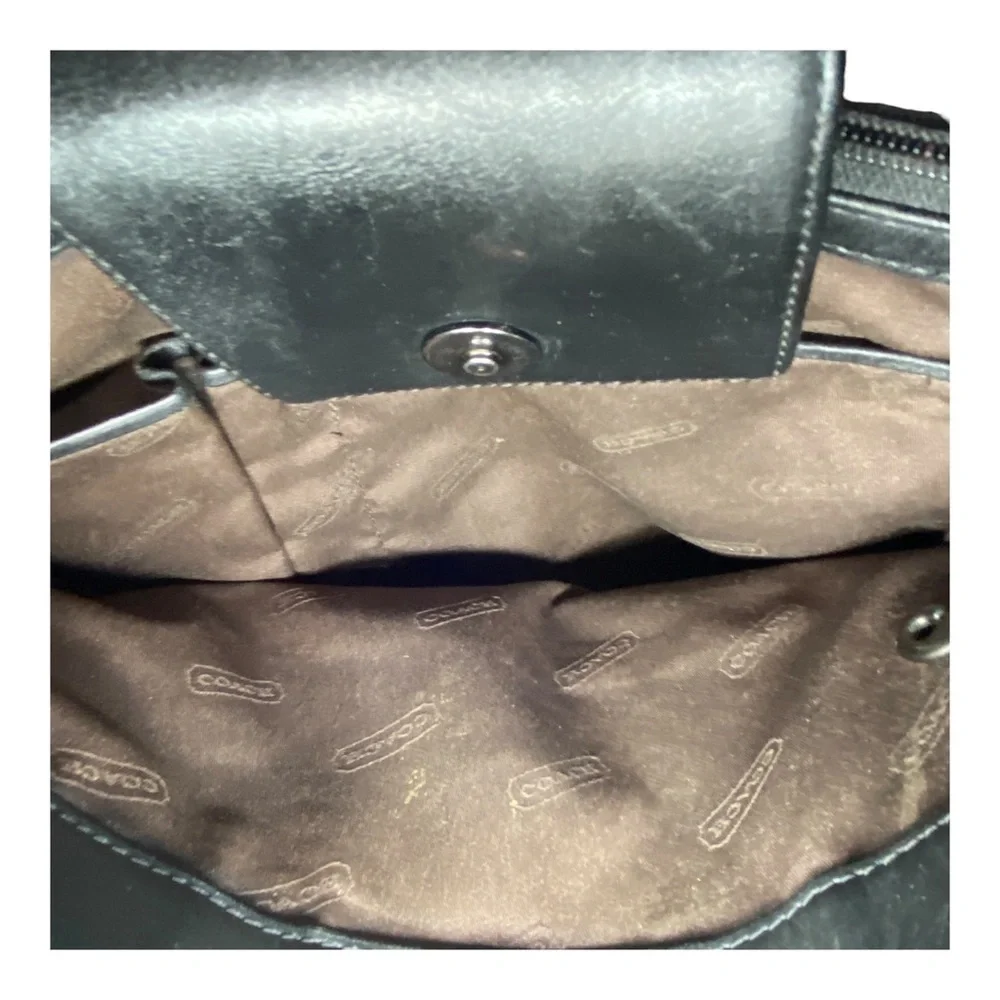 Rare Vintage Coach Handbag In Black - Picture 7 of 11